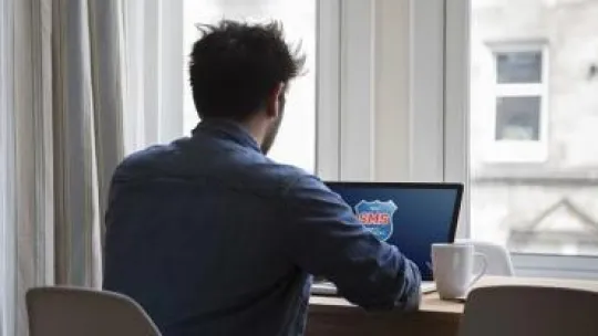 SMS assure 100% des cours à distance !