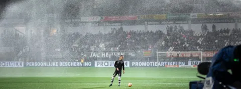 Le mondial tous les deux ans, pour ou contre ?